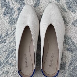 Rothy's Women's Cream Flats with Blue Accents size 8